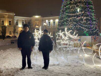 В новогоднюю ночь за порядком в Тверской области будут следить 500 полицейских