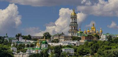 В Києво-Печерській Лаврі зареєстровано монастир ПЦУ, а Новинський під санкціями