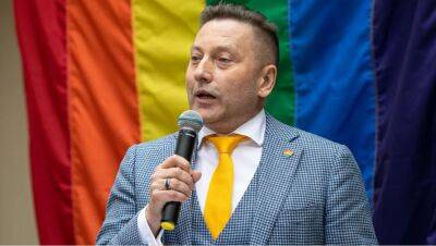 «С тех пор, как в Литве запретили российские каналы, гомофобии стало меньше» — глава литовской лиги геев Владимир Симонко