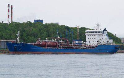 Росія збирає "тіньовий флот" зі старих танкерів, щоб обійти нафтові санкції, - FT