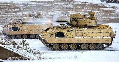 В США обсуждают передачу Украине легких танков M2 Bradley, — СМИ