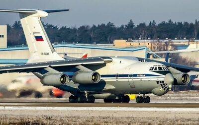 В Беларусь прилетели шесть военных самолетов РФ - соцсети
