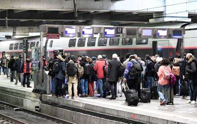 Двоє безхатьків хотіли "все підірвати" на вокзалі Монпарнас в Парижі