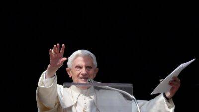 Умер ушедший в отставку папа римский Бенедикт XVI