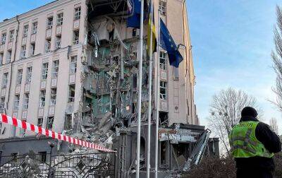 У Києві внаслідок обстрілу одного з районів є загиблий та постраждалі