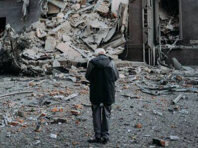 Подоляк о российской атаке: Разрушены дома, гостиницы, есть погибшие. И все это – под праздничные салюты и награждения толстопузых генералов