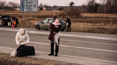 Шагнуть за границу. С чем столкнулись украинские беженцы в Европе и почему правозащитники бьют тревогу