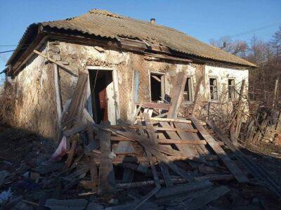 Оккупанты нанесли 64 удара по Сумщине: повреждены дома и линия электропередач