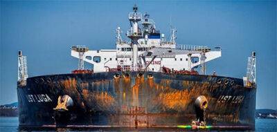 Росія збирає «тіньовий флот» для обходу нафтових санкцій, – FT