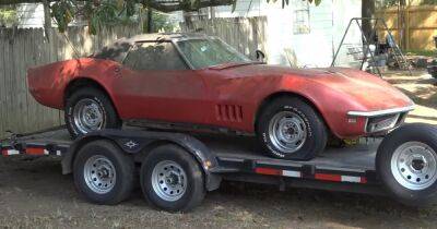 Раритетный Chevrolet Corvette более 40 лет прятали от полиции в старом сарае (видео)