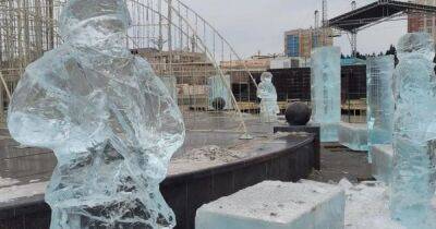 Минус 8,6 млн рублей: в Чите к новому году установили ледяные фигуры солдат РФ (фото)