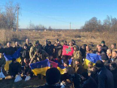 Новый обмен пленными: в Украину вернулось 60 человек. Фото