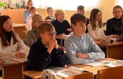 В учебнике по географии для 6 класса детям предлагают записать видео в TikTok - ont.by - Белоруссия - Минск