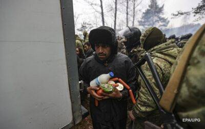 Беларусь использует мигрантов для разведки на границе - ЦНС
