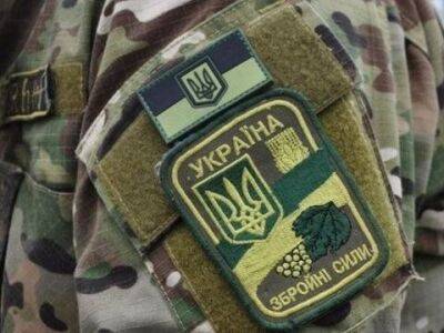 Подоляк: Быть солдатом в Украине сегодня – купаться в лучах любви и славы. В РФ – быть отбросом и изгоем