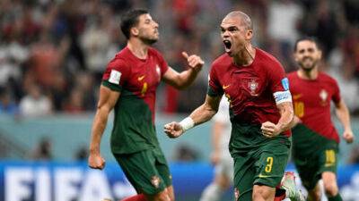 ЧМ-2022: Португалия разгромила Швейцарию и сыграет с Марокко в 1/4 финала