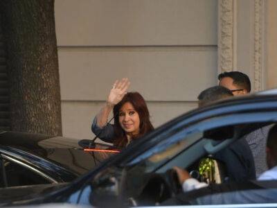 Вице-президент Аргентины Киршнер признана виновной в коррупции и приговорена к шести годам заключения