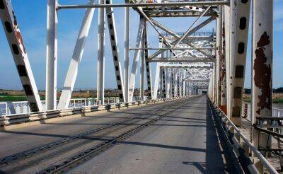 Афганистан подписал новый контракт на управление железной дорогой "Хайратон – Мазари-Шариф" с казахстанской компанией. Ранее этим занимались узбекистанцы