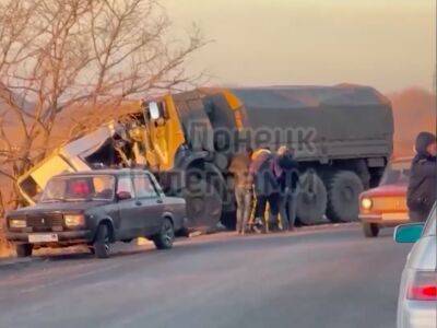 В оккупированной части Донецкой области российский грузовик раздавил маршрутку. Погибли 16 человек – СМИ