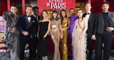 Во французской столице состоялась премьера 3 сезона "Эмили в Париже"