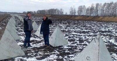 В Курской области строят противотанковую линию обороны
