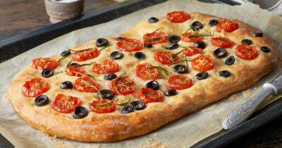 Фокачча с оливками и помидорами черри: простой рецепт итальянского блюда