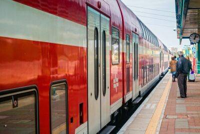 Работники «Ракевет Исраэль» спасли пассажира, перенесшего инфаркт в поезде