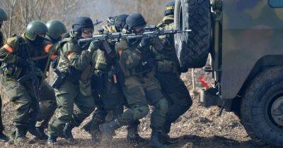 "Обстановка на границах неспокойная": Беларусь перебрасывает солдат для новых учений, — СМИ