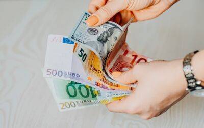 В ряде стран ЕС заканчивают менять гривну на местную валюту