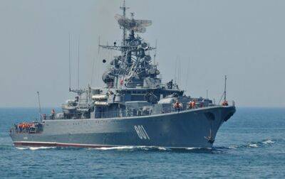 РФ держит в Черном море 13 кораблей, среди них носитель Калибров