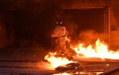 Масштабна пожежа у Москві: у торговому центрі прогриміли вибухи