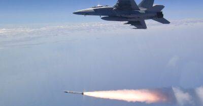 В США улучшили антирадарную ракету AARGM-ER: поражает движимые морские цели