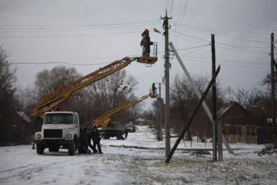 В двух населенных пунктах на Харьковщине восстановили электричество