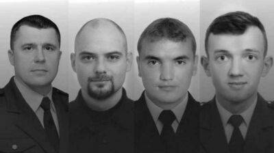 Зеленський посмертно нагородив черкаських поліцейських, які загинули на Херсонщині