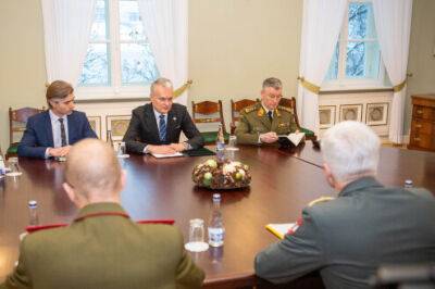 Европе необходимо наращивать свой оборонный потенциал – президент Литвы