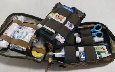 Собаки на войне: как укомплектуют ветаптечки для хвостатых защитников - korrespondent.net - Украина - Киев