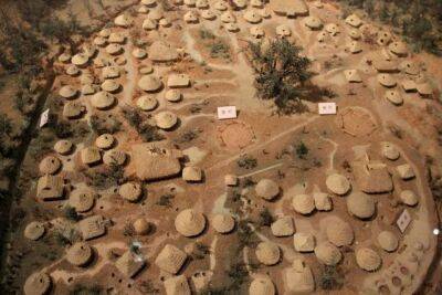 У китайському селі виявлено велике поселення віком 5000 років (Фото)