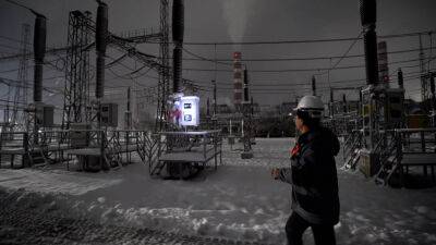 Из-за аномальных морозов Узбекистан увеличил закупки электроэнергии в Туркменистане