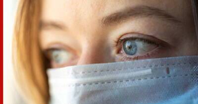 Осложнения на глаза и кожу: врач рассказал о возможных последствиях омикрона