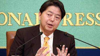 Глава МИД Японии ушел от ответа на вопрос о возможных санкциях против РФ