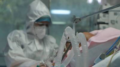 СМИ: Японские врачи заявили о росте тяжелых случаев «омикрона» среди пожилых