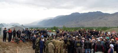 Таджикистан силой вынуждает Киргизию решать вопрос спорных территорий — интервью