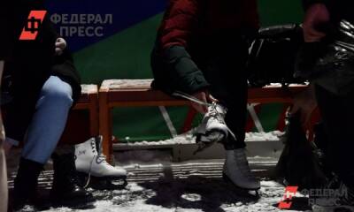 Новосибирский подросток врезался в столб на катке и разбил лоб