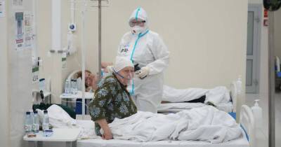 За сутки в России госпитализировали 17 487 человек с коронавирусом