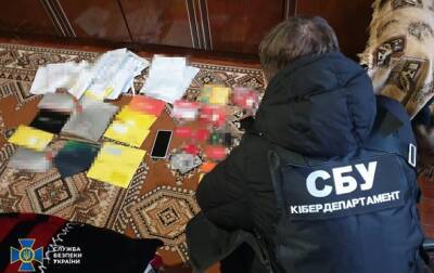 Заключенные из тюрем "ДНР" обманули украинцев на миллионы гривен