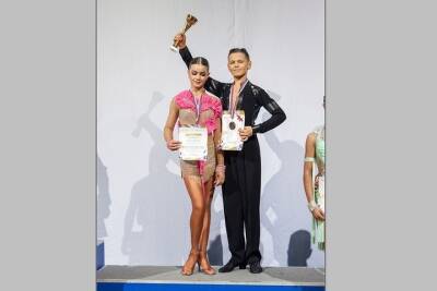 Пара танцоров из Брянска привезла две медали с чемпионата и первенства ЦФО