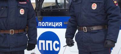 Начальник полиции Петрозаводска похвалил сотрудников ППС, быстро поймавших похитителя сигарет и пива