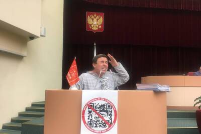 Над саратовским депутатом Николаем Бондаренко сгустились тучи: парламентарии решили проверить, откуда у него деньги