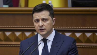 Зеленский призвал украинцев «не поддаваться вирусу паники»