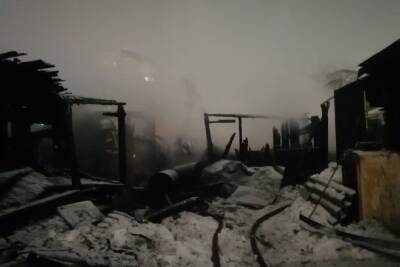 В результате пожара в Чебоксарах госпитализировали мужчину